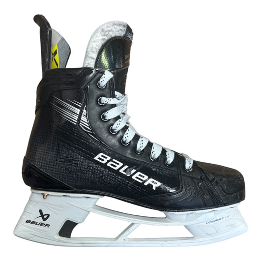Bauer Vapor Hyperlite 2 Pro Stock Hockey Skates- 9D (Used)