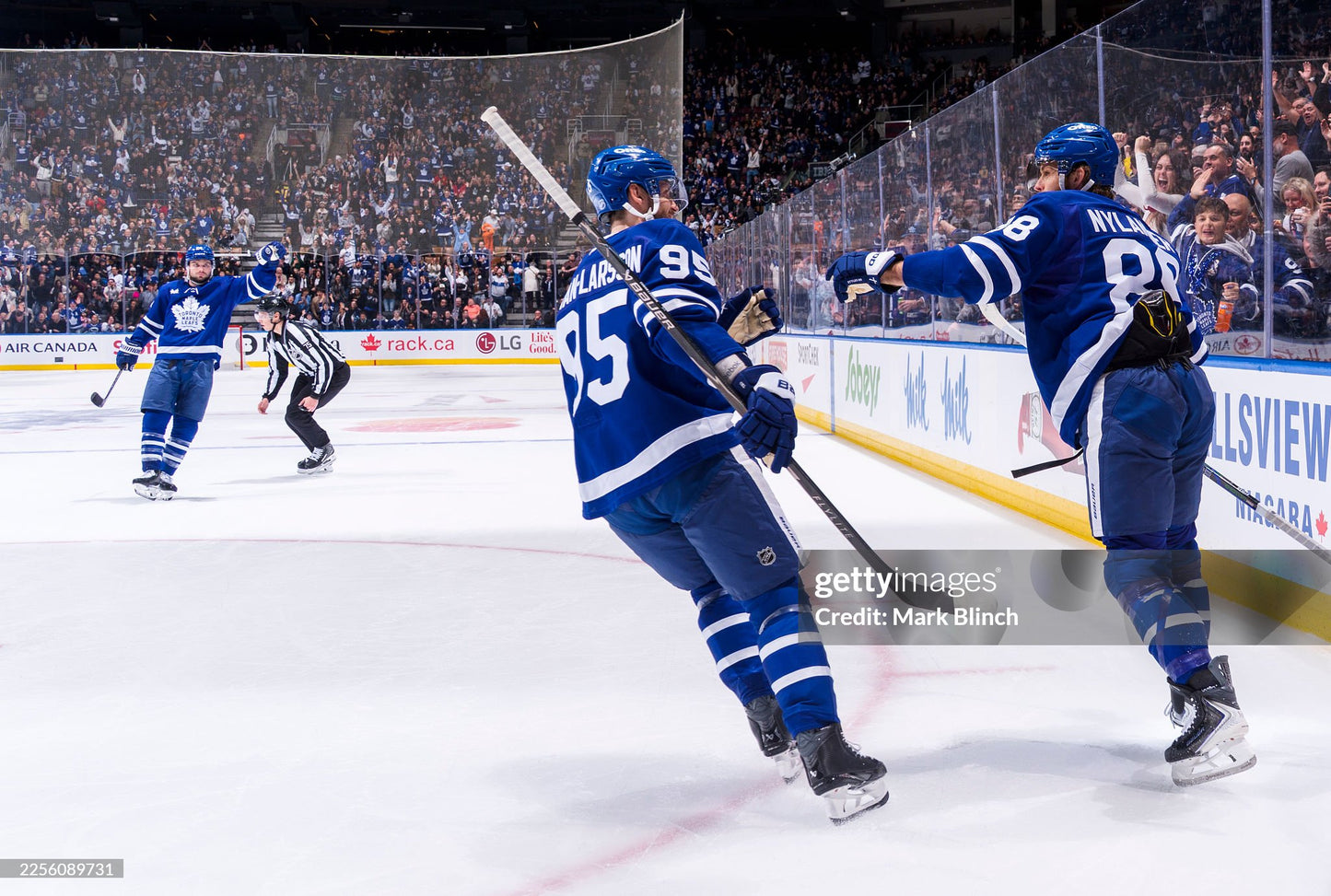 Bauer Vapor Flylite Pro Stock Hockey Skates - William Nylander - 6.5D (Game Matched)