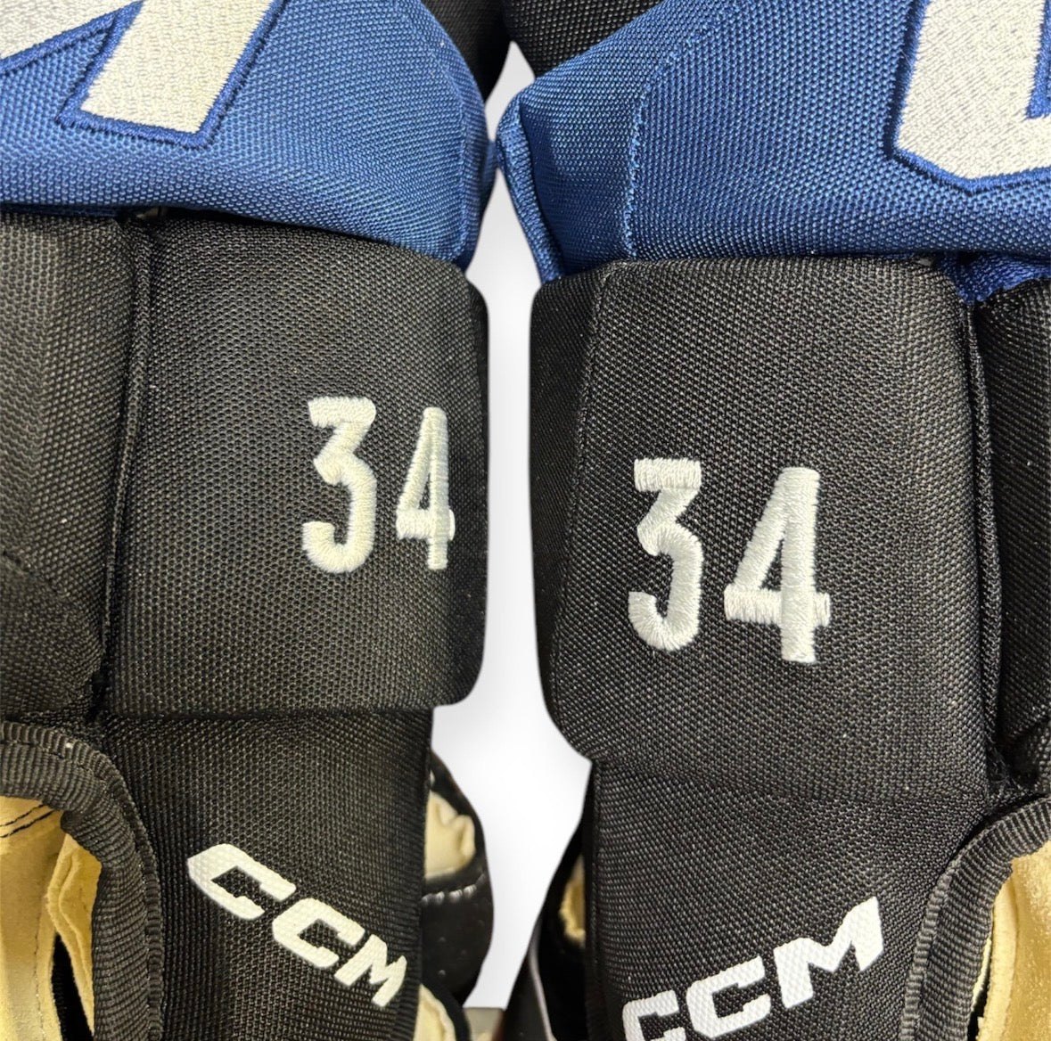 CCM Jetspeed FT1 - Pro Stock Hockey Glove - Toronto Maple Leafs (Next Gen) - Auston Matthews